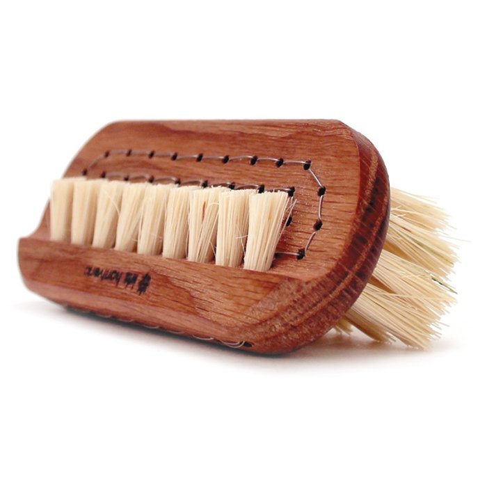 ROOTS BEAUTY | Wooden Nail Brush – ROOTS the Beauty Underground