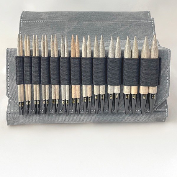 NEEDLES